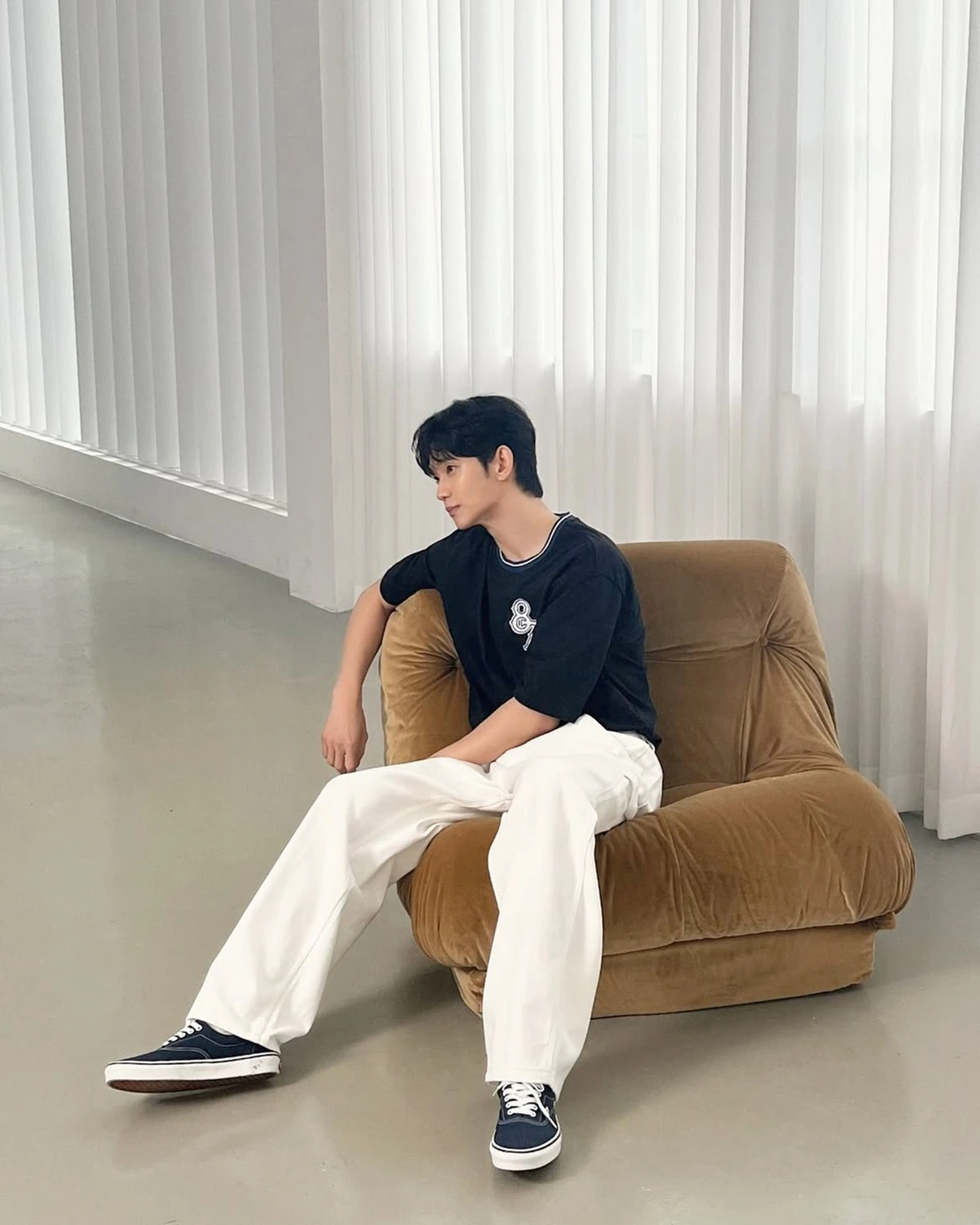 김수현