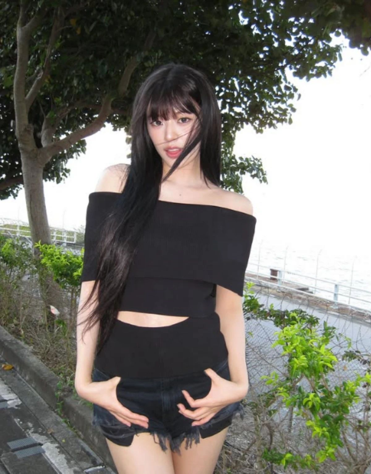 안유진 SNS.