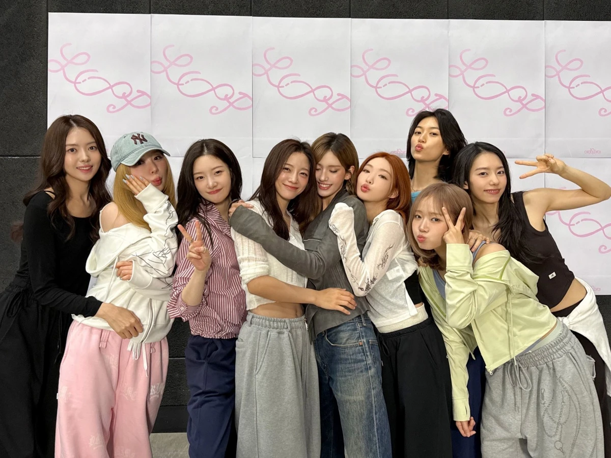 아이오아이.