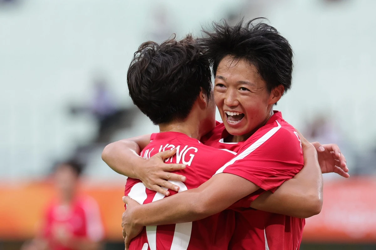 북한 여자 축구대표 리성아가 지난 14일 일본 오사카의 나가이 스타디움에서 열린 2026 아이치·나고야 아시안게임 여자 축구 조별리그 F조 1차전에서 방글라데시를 상대로 득점을 기록했다. 사진 연합뉴스
