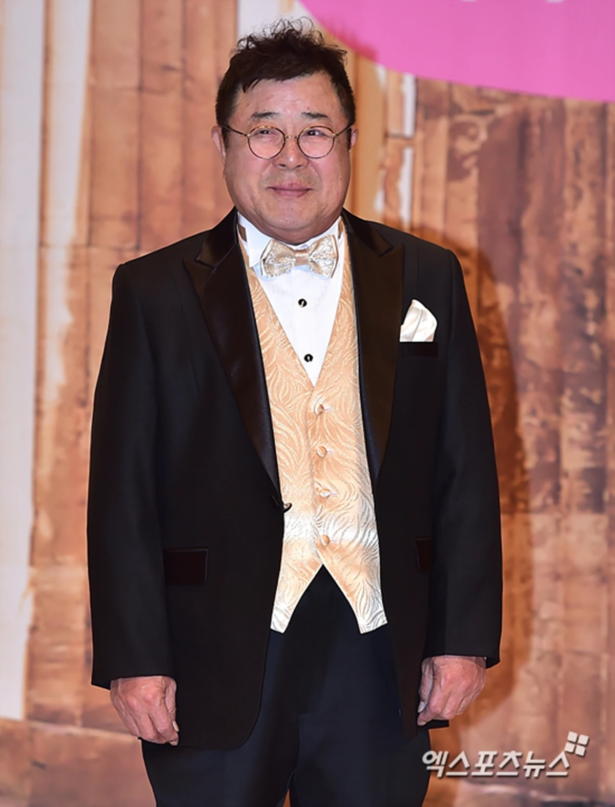 백일섭