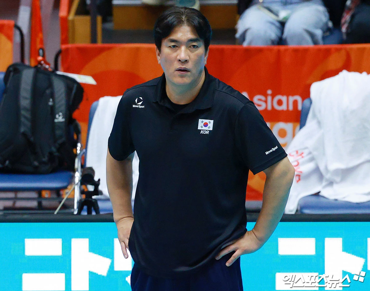 차상현 감독이 이끄는 대한민국 여자배구 국가대표팀이 17일 일본 아이치현의 파크 아레나 고마키에서 열린 2026 아이치·나고야 아시안게임 여자배구 조별리그 D조 2차전에서 카타르를 꺾고 2연승을 질주했다. 사진 김한준 기자