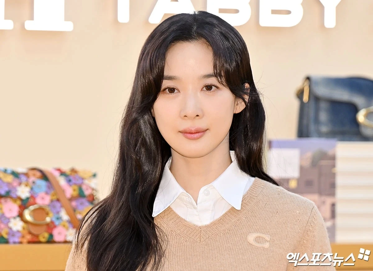 이청아.