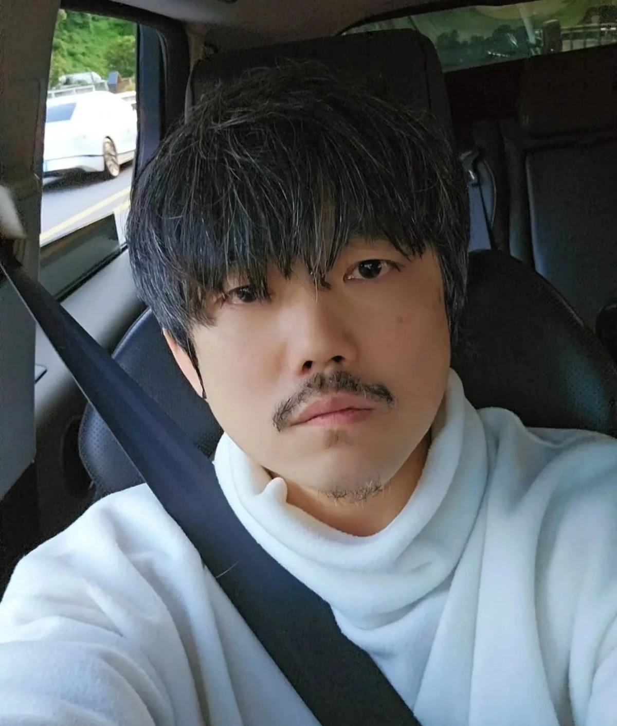 송백경 SNS