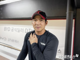 홈런→단타→3루타→이제 2루타면 되는데, 그만 홈런이!…그래도 덤덤한 오지환 난 팀 퍼스트, 기록 관심 쏠리는 게 싫어 [수원 인터뷰]