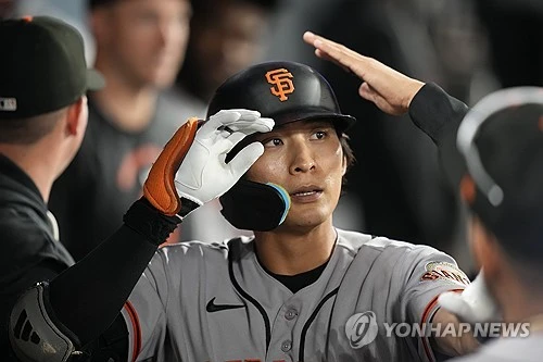 샌프란시스코 이정후, 다저스전 2안타 1타점 활약…팀은 4-10 패배