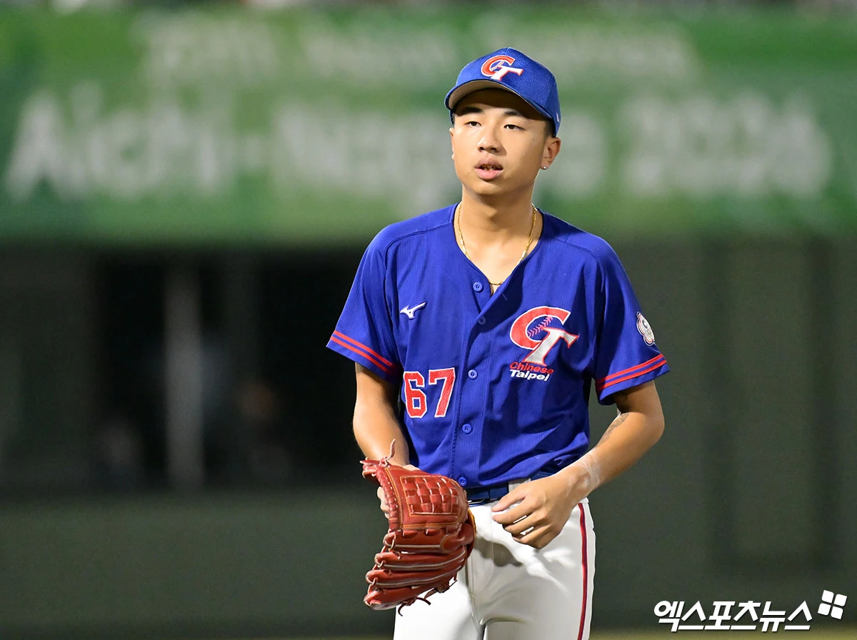 대만 국가대표팀 투수 린이웨이가 21일 일본 아이치현 오카자키 시민구장에서 열린 2026 아이치·나고야 아시안게임 조별리그 B조 1차전에서 한국을 상대로 선발등판, 5이닝 1실점 호투로 강렬한 인상을 남겼다. 사진 김한준 기자