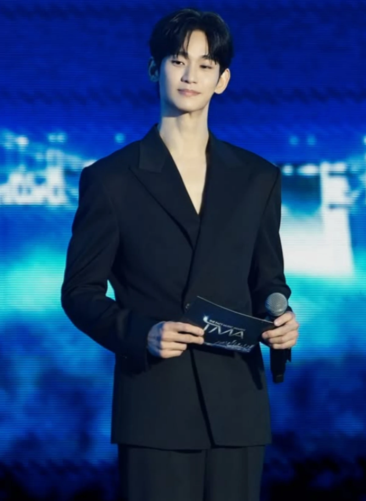 김수현.