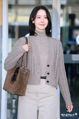 윤아 '공항을 화사하게 밝히는 예쁨'[엑's HD포토]