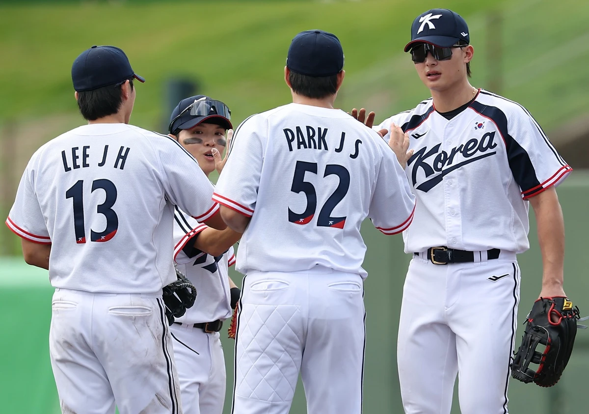 류지현 감독이 이끄는 대한민국 야구 국가대표팀이 23일 일본 아이치현 오카자기 종합공원 야구장에서 열린 2026 아이치·나고야 아시안게임 조별리그 B조 3차전에서 태국을 18-0 5회 콜드게임(Called Game)으로 이겼다. 사진 연합뉴스