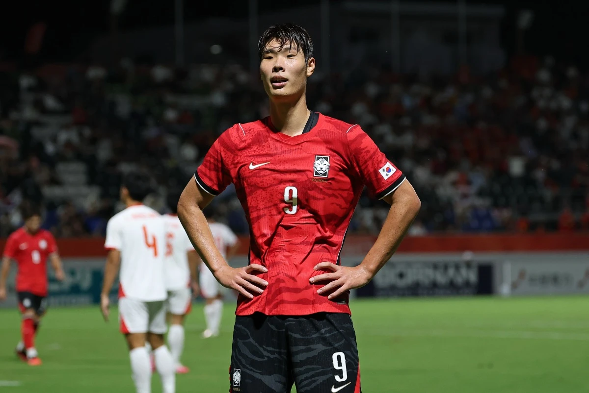 이민성호의 최전방 스트라이커 이영준이 내용보다 결과를 보여주겠다고 말했다.   이영준이 25일 일본 나고야시 미즈호 공원 럭비 경기장에서 열린 대한민국과 베트남의 2026 아이치∙나고야 하계아시안게임 축구 남자 8강전에서 멀티 골을 터뜨려 팀의 4-0 대승을 이끌었다.  소속팀 그라스호퍼 취리히의 약속 불이행으로 인해 이민성호에 지난 21일에야 합류한 이영준은 지난 22일 사우디아라비아전에 교체로 출전하며 몸을 푼 뒤, 베트남전에 훨훨 날았다. 연합뉴스