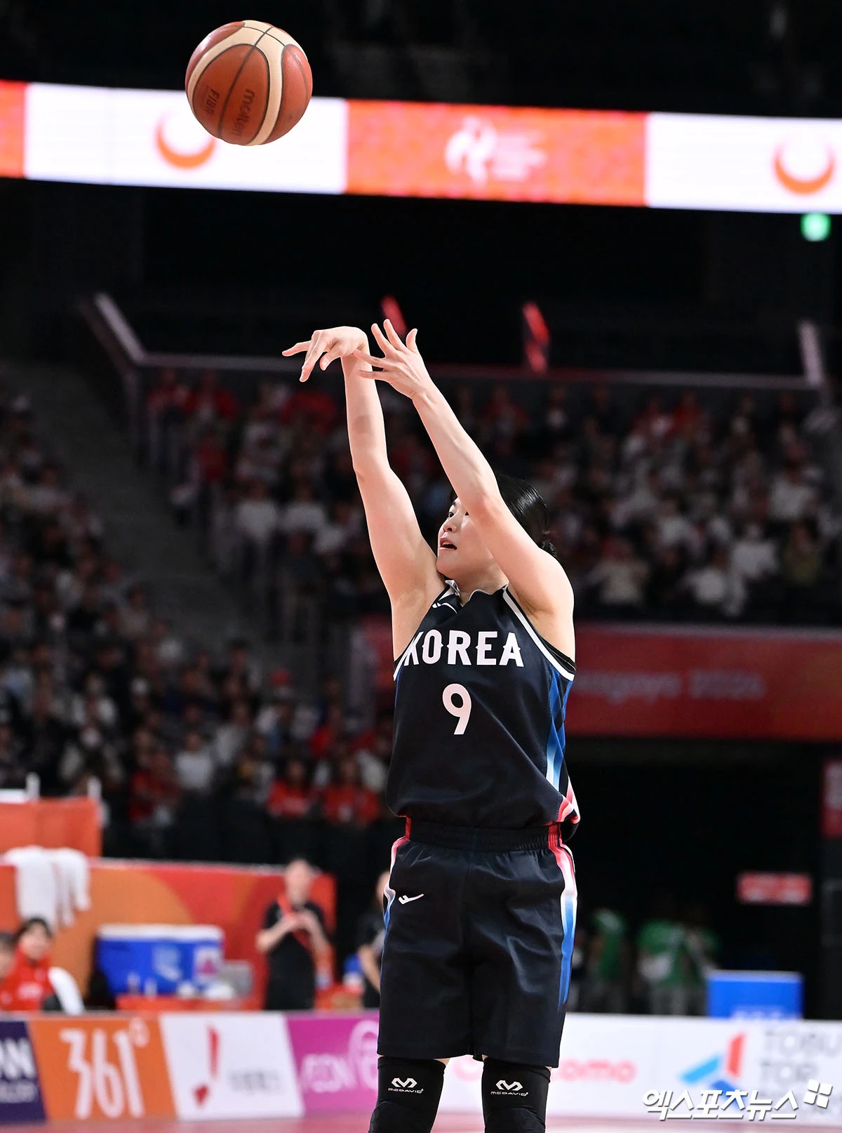 26일 일본 나고야 IG 아레나에서 열린 '2026 아이치·나고야 아시안게임' 여자농구 대한민국과 일본의 결승전 경기, 대한민국 이소희가 점프슛을 시도하고 있다. 일본 나고야, 김한준 기자
