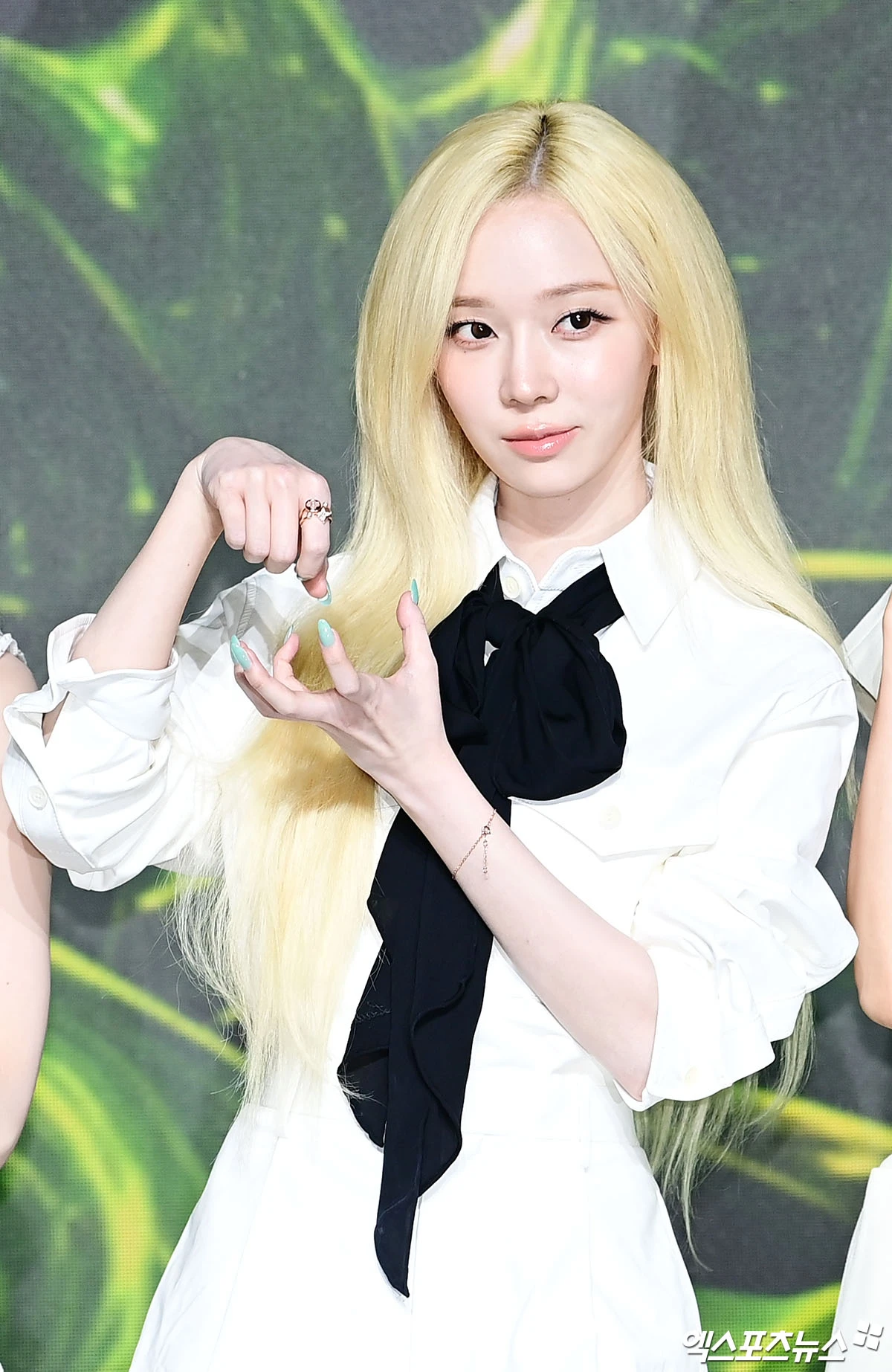 윈터, 엑스포츠뉴스DB