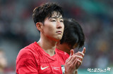 'A매치 58호골' 손흥민? 득점 대놓고 부정→"닿는 느낌 없었다, 내 골 아닌 것 같아 찜찜"…우루과이전 참패엔 "안 좋게 들리겠지만 나쁘지 않아" [현장인터뷰]