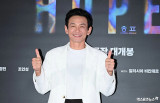 [공식] 황정민, '스토킹 피해' 법적 대응 속 뮤지컬 복귀…'미세스 다웃파이어' 출연