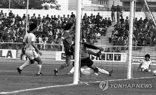 아시안게임 남자 축구 금메달을 목표로 하는 이민성호가 마지막 관문만 남겨뒀다. 선배들의 한일전 역사를 이어간다면 이민성호의 목표인 금메달도 가능하다. 이민성 감독이 이끄는 대한민국 아시안게임 남자 축구 대표팀이 오는 3일 오후 7시 30분 일본 아이치현 도요타시에 있는 도요타 스타디움에서 일본과 2026 아이치∙나고야 하계아시안게임 축구 남자 결승전을 갖는다. 연합뉴스