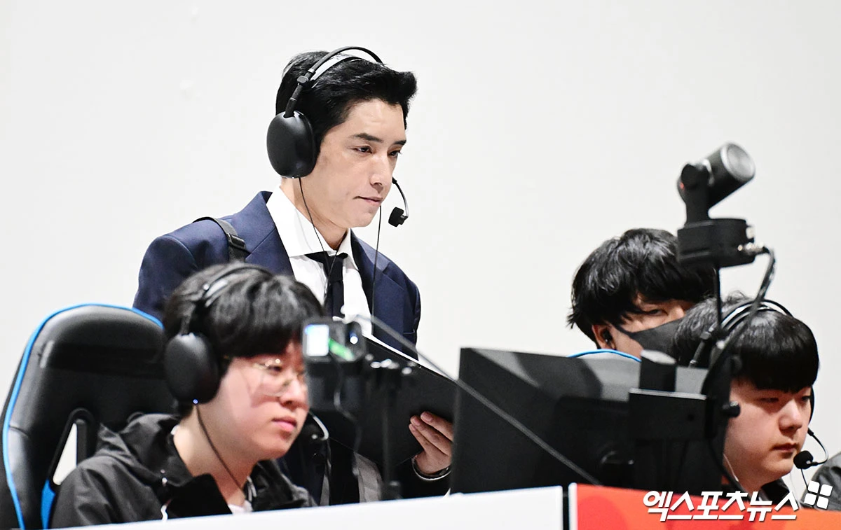 강동훈 감독이 이끄는 대한민국 리그 오브 레전드(LoL) 국가대표팀이 2일 일본 아이치현 도코다메의 아이치 스카이 엑스포에서 열린 2026 아이치·나고야 아시안게임 LoL 결승(5판 3선승제)에서 대만을 세트 스코어 3-0으로 제압, 대회 2회 연속 우승에 성공했다. 사진 박지영 기자