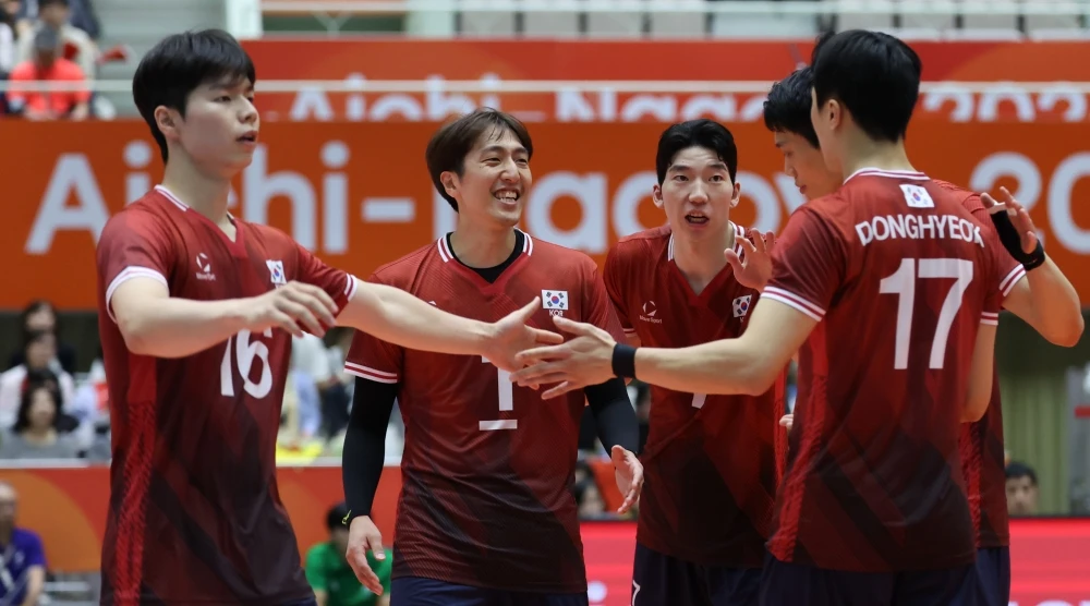 한국 남자 배구 대표팀이 2일 오카자키 중앙종합공원 체육관에서 열린 2026 아이치·나고야 아시안게임 남자 배구 순위결정전에서 인도에 세트스코어 1-3(16-25 20-25 25-23 23-25)으로 패배했다. 연합뉴스