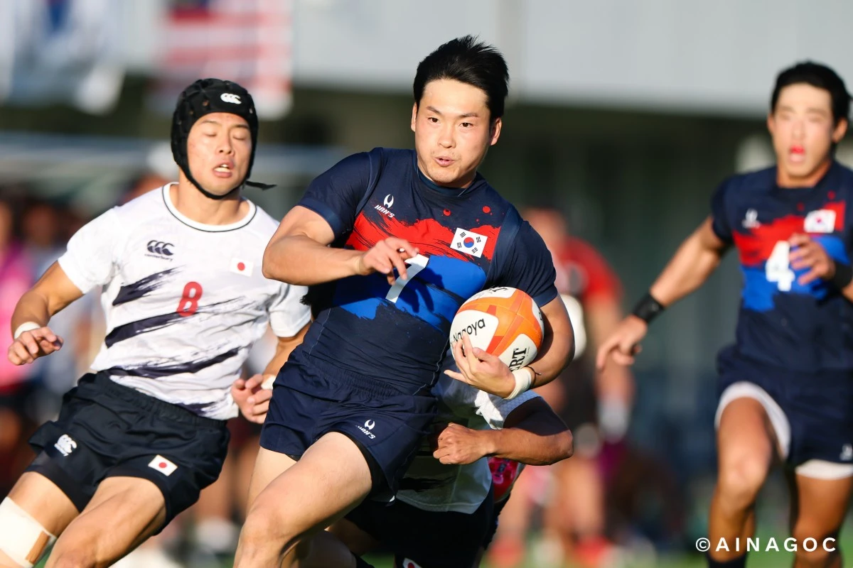 동메달 결정전으로 떨어진 대한민국 7인제 럭비 국가대표 주장 장용흥이 대표팀에 대한 지원을 호소했다. 대한민국 7인제 럭비 대표팀이 2일 일본 나고야시에 있는 미즈호공원 럭비 경기장에서 열린 홍콩과의 2026 아이치∙나고야 하계아시안게임 7인제 럭비 남자 준결승에서 홍콩에 14-35로 졌다. 한국 7인제 럭비는 지난 2022 항저우 대회(1년 순연 개최)에 이어 2회 연속 결승에 진출에 도전했지만, 홍콩의 벽에 가로막혔다. 한국은 2002 부산 대회 이후 24년 만에 금메달 도전에 실패했다. 아이치-나고야 아시안게임 조직위원회