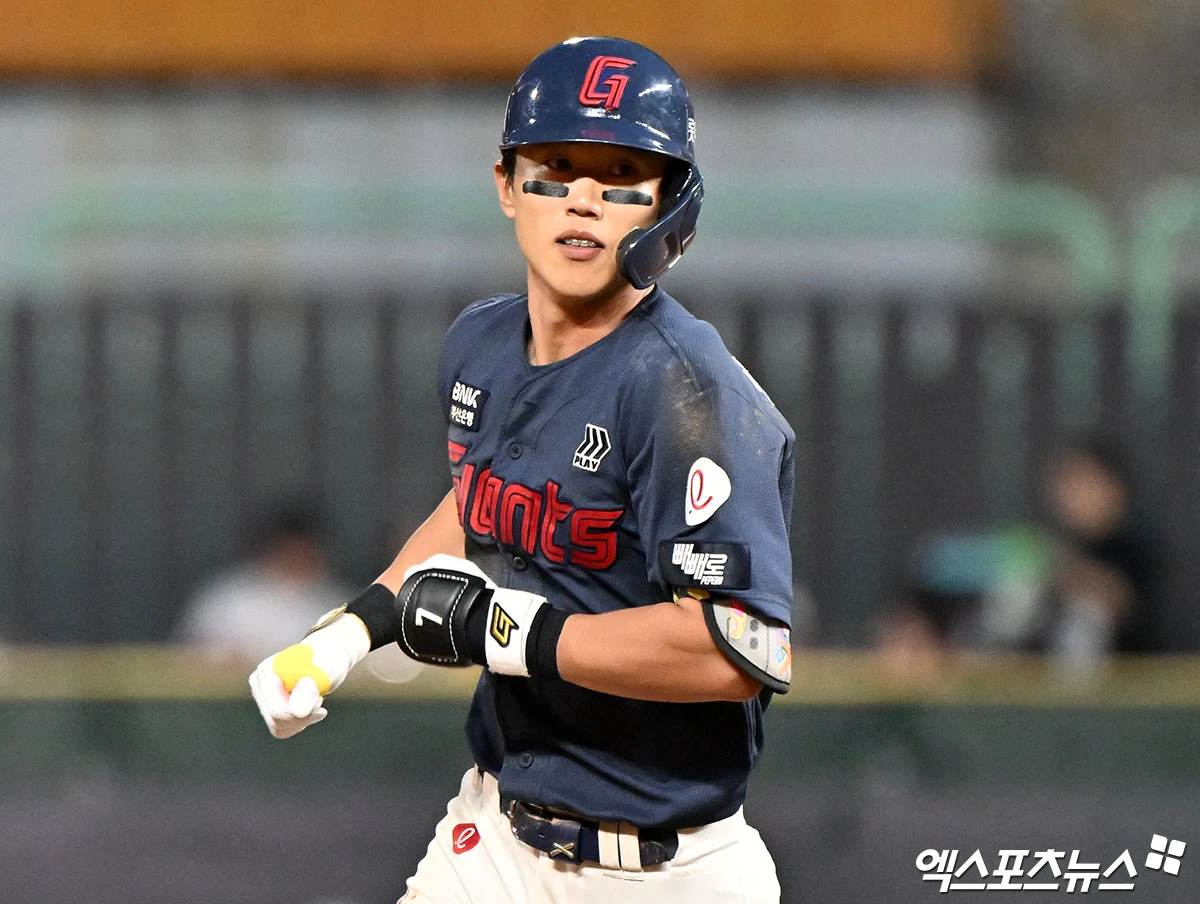 전민재, 김민성 은퇴식에서 3점 홈런…롯데, LG 완파
