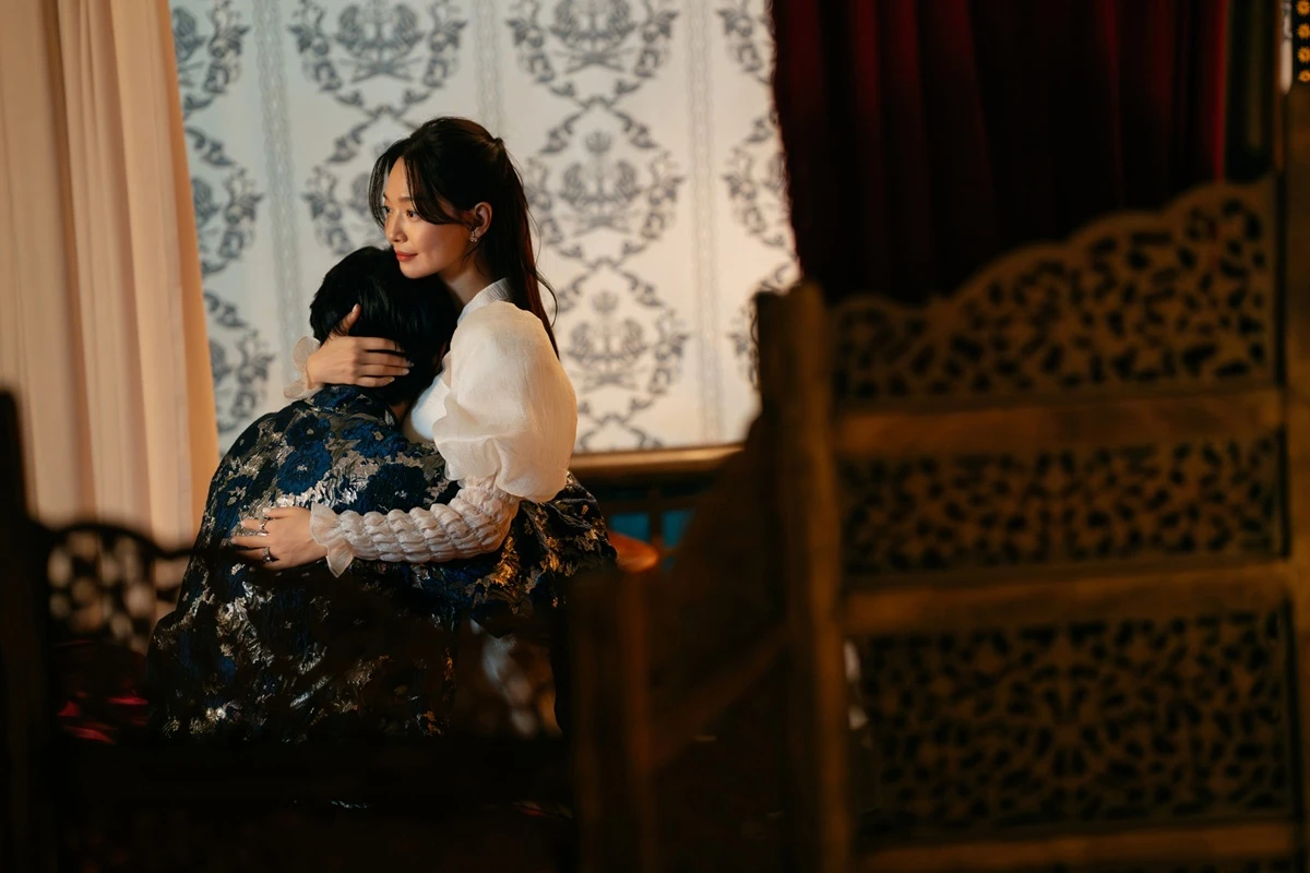 디즈니+ '재혼 황후'