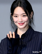 신민아 '애정 뚝뚝 눈인사'[엑's HD포토]