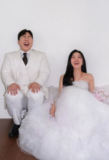 김준호♥김지민 결혼식서 부케 받더니…한윤서, ♥문준웅과 오늘(11일) 결혼