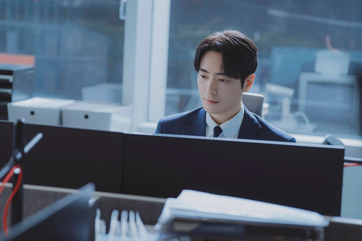 이준혁.