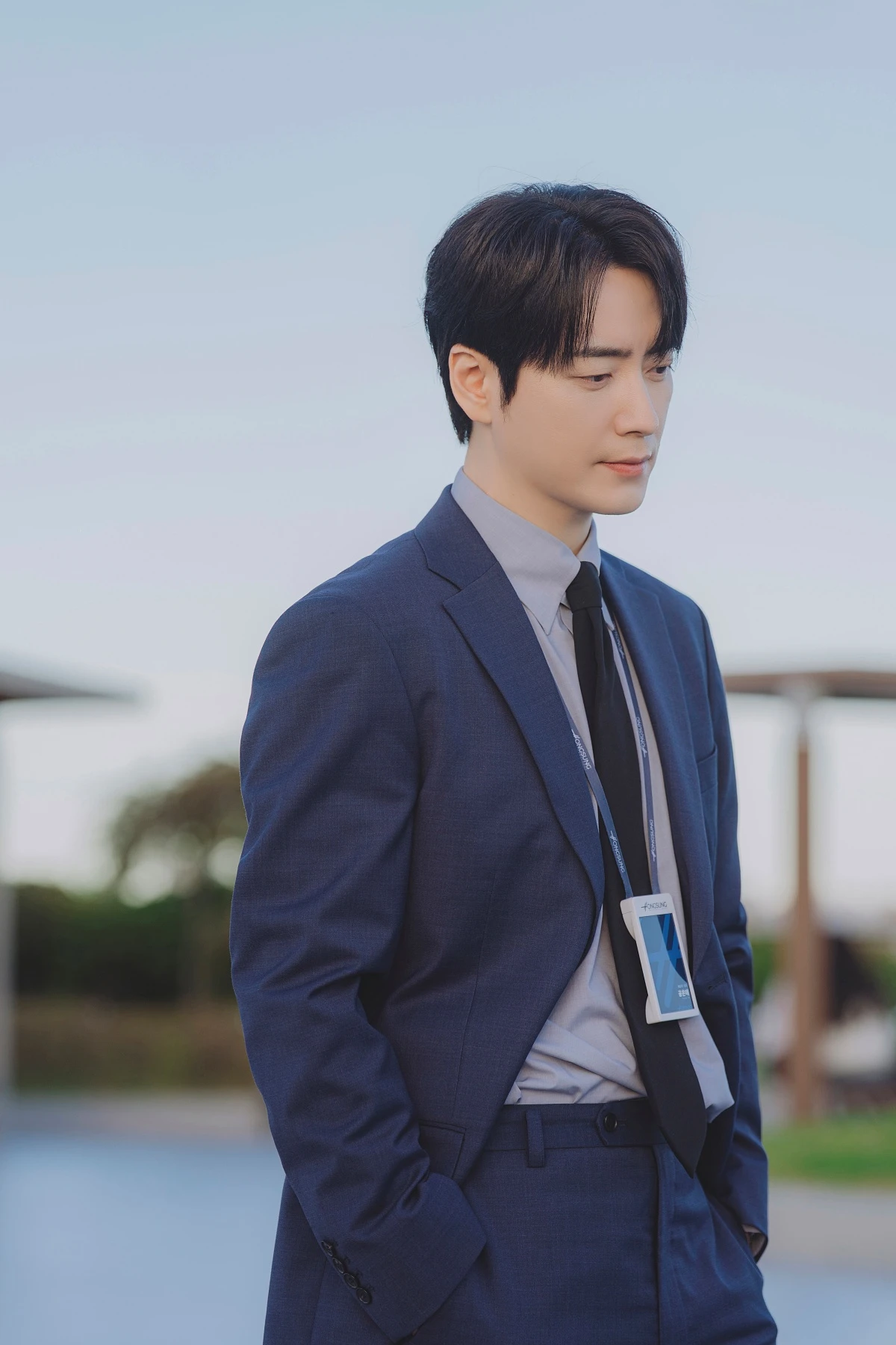 이준혁.