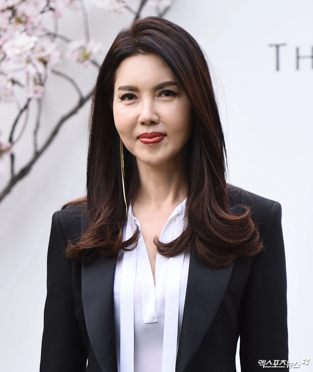 백지연, 엑스포츠뉴스DB