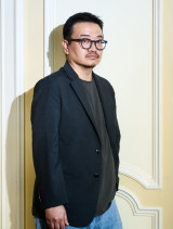 연상호 "구교환♥이옥섭 결혼 몰랐다…아빠·엄마가 결혼한 느낌" [엑's 인터뷰]
