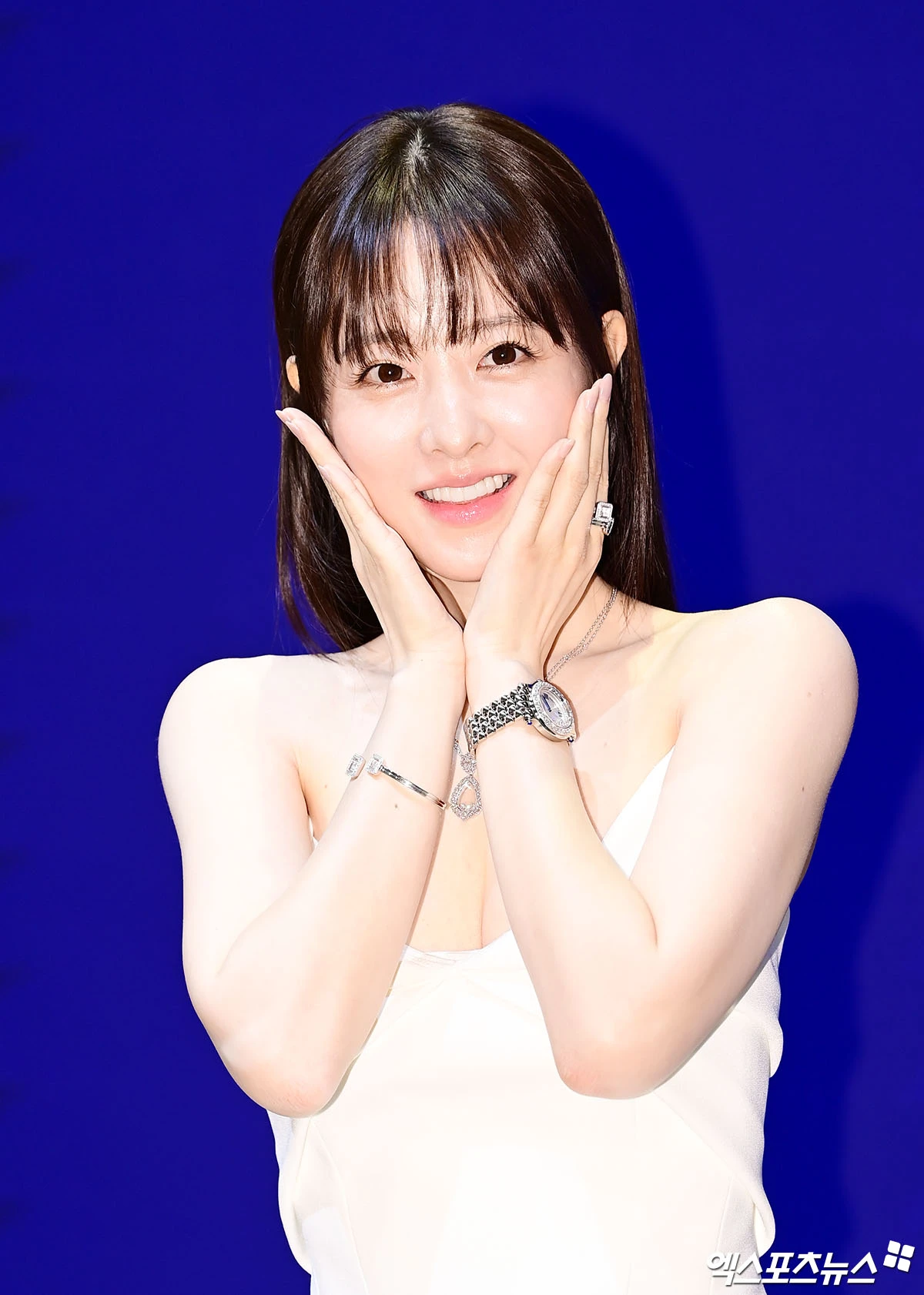 작은 얼굴에 꽉 찬 예쁨