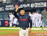 한화 3일 만에 새 감독→KT도 이강철 최고대우 재계약, 롯데만 일주일째 '감감무소식'…어떤 명장 데려오려고, 이렇게 길어지나