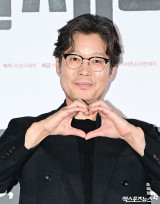 유재명 '손하트 얼마든지'[엑's HD포토]