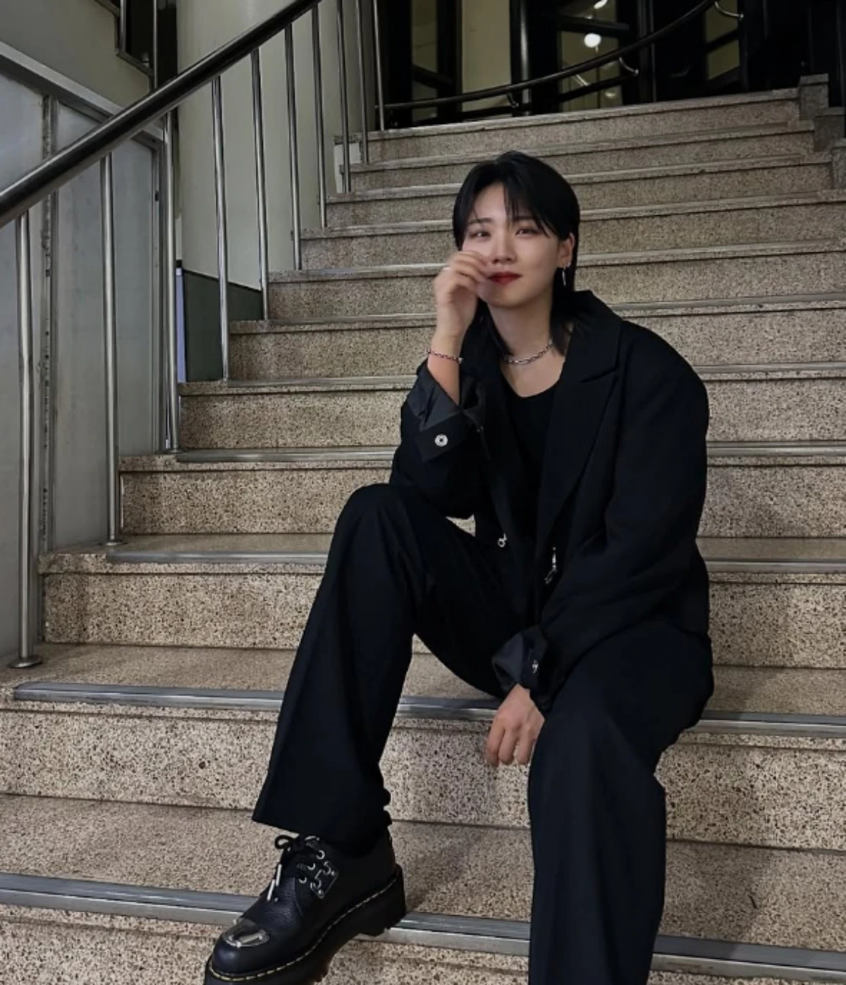 터치드 윤민.