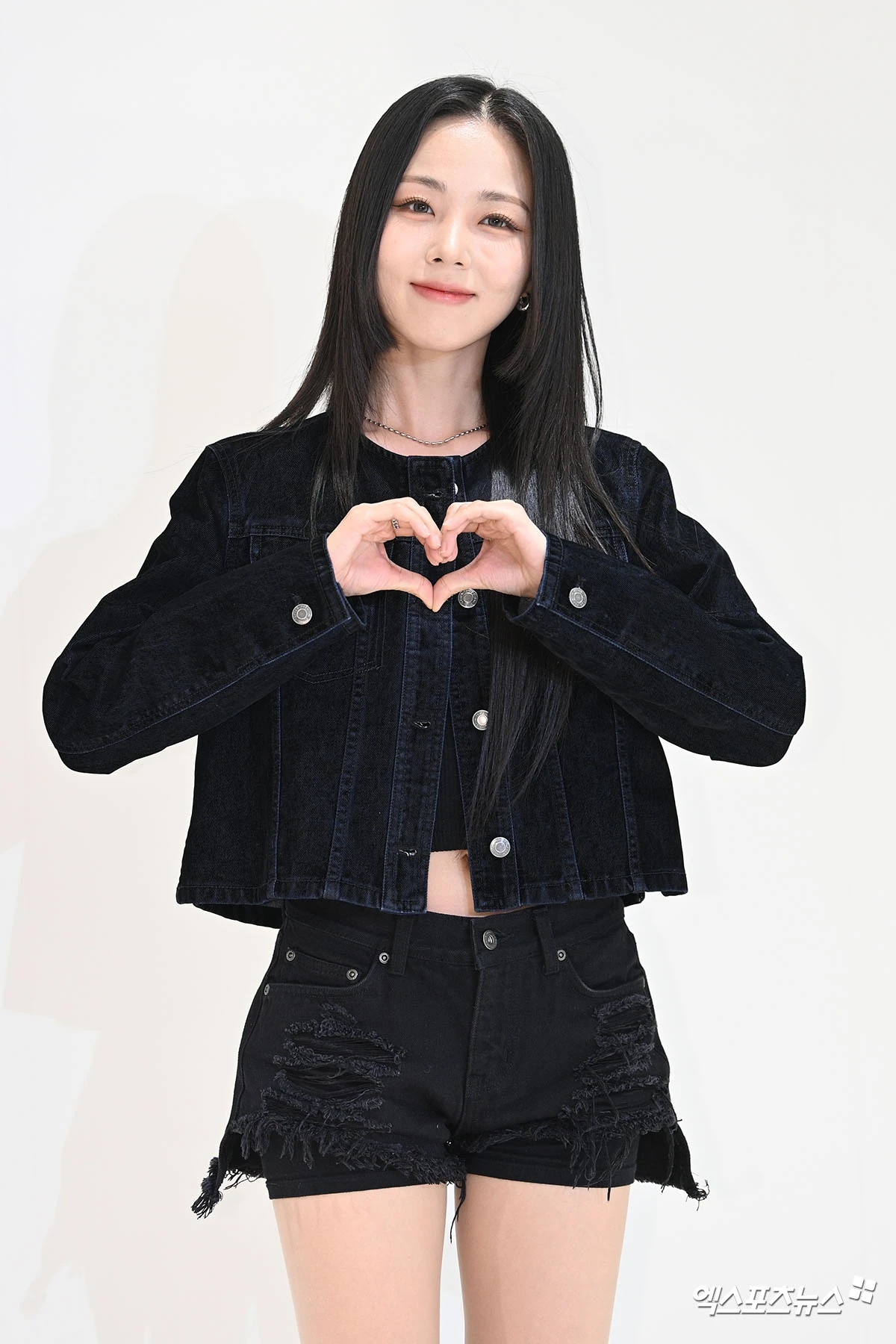 박혜원 '논란 속에도 노래는 계속'