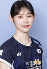 韓 배드민턴 또 이변 드라마!…심유진, 세계 5위 인타논 2-0 완파→안세영과 프랑스오픈 女 단식 16강 '동반 진출'