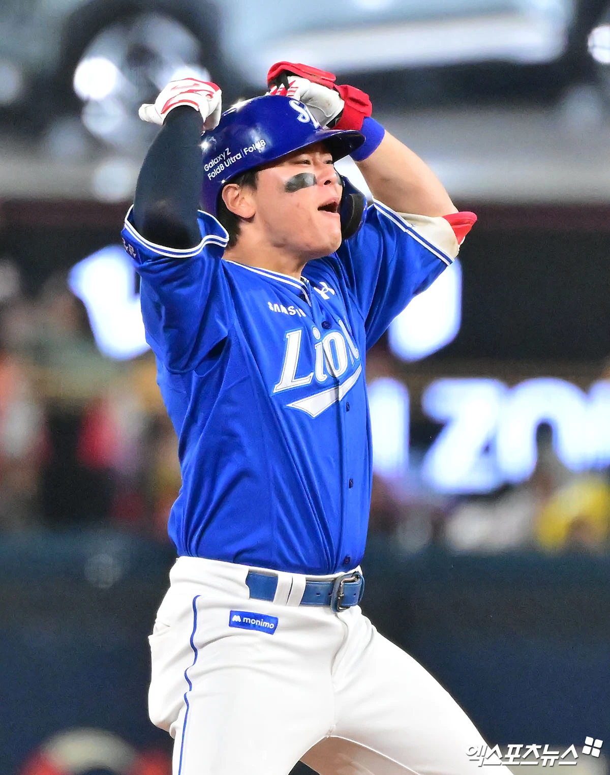 삼성 라이온즈 외야수 박승규가 29일 광주 기아챔피언스필드에서 열린 2026 신한 SOL KBO 포스트시즌 플레이오프(5전 3선승제, 삼성 1승1패) 3차전에서 7회초 KIA 타이거즈 투수 조상우를 상대로 1타점 2루타를 기록한 뒤 포효하는 모습. 사진 김한준 기자