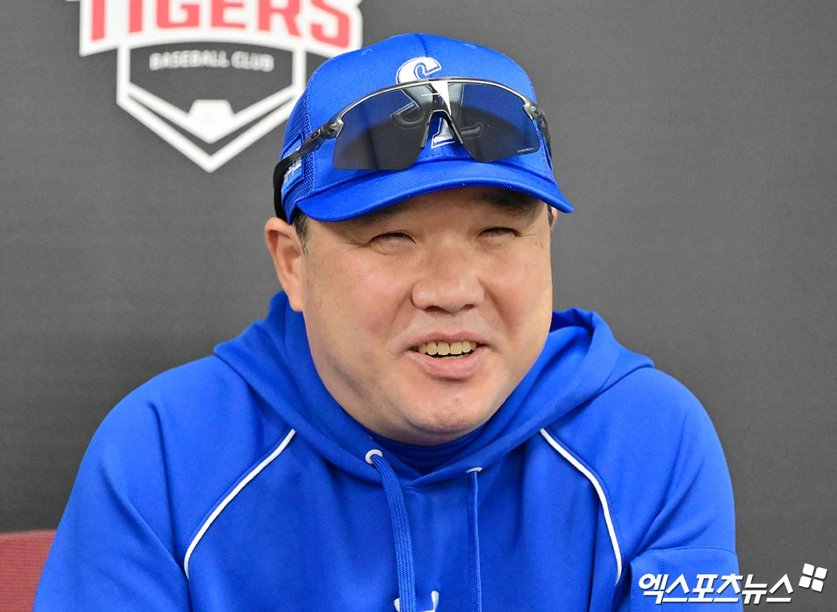 박진만 감독이 이끄는 삼성 라이온즈가 29일 광주 기아챔피언스필드에서 열린 2026 신한 SOL KBO 포스트시즌 플레이오프(5전 3선승제, 삼성 1승1패) 3차전에서 KIA를 6-4로 이겼다. 사진 김한준 기자