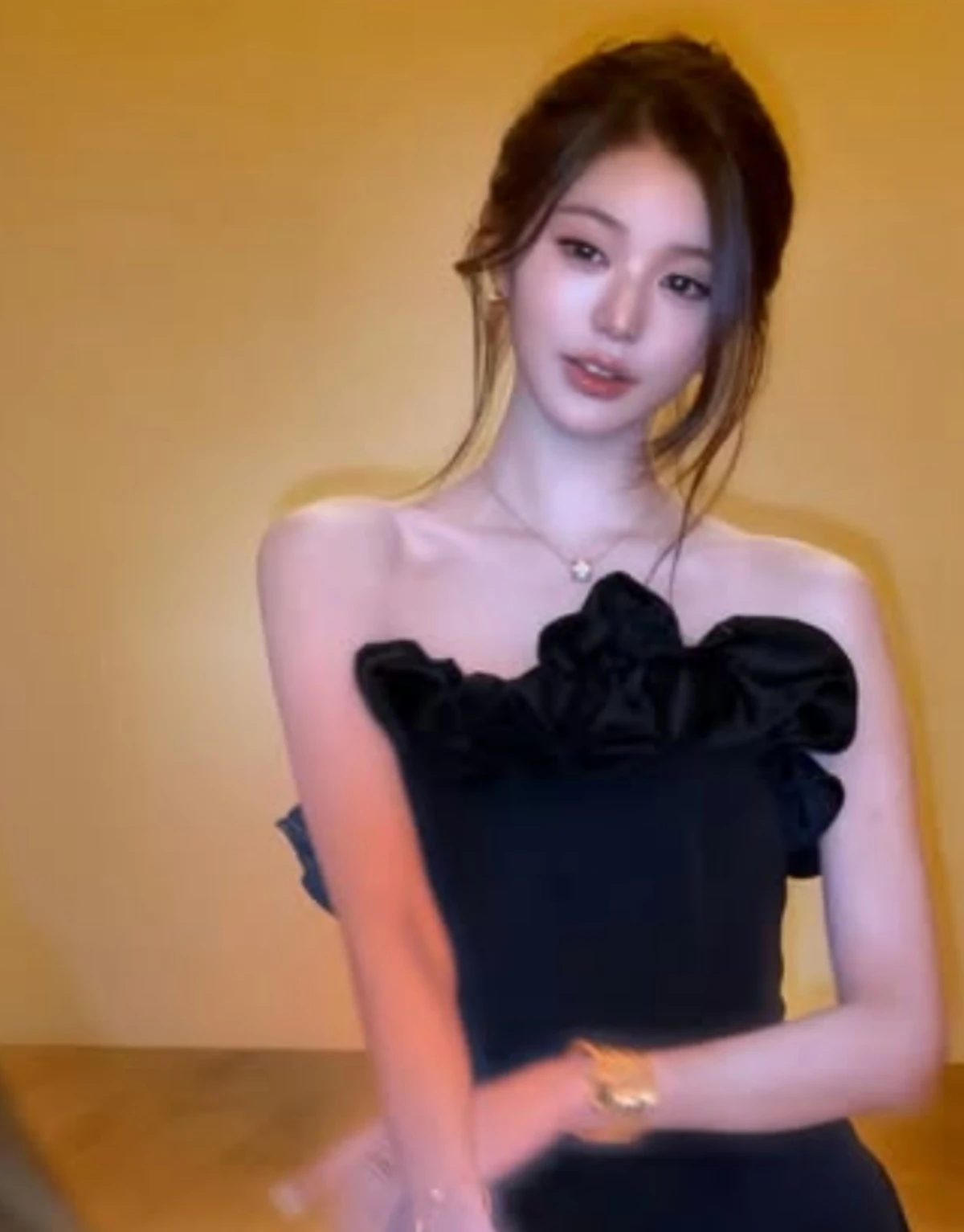 장원영.